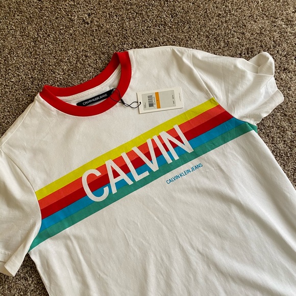 Calvin Klein tee - Picture 2 of 4